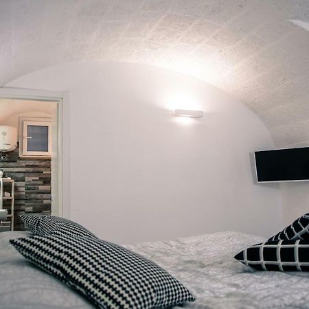 Casa Vacanze Antiche Mura E Poi Monopoli Exteriör bild
