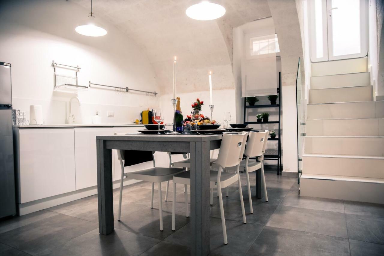 Casa Vacanze Antiche Mura E Poi Monopoli Exteriör bild