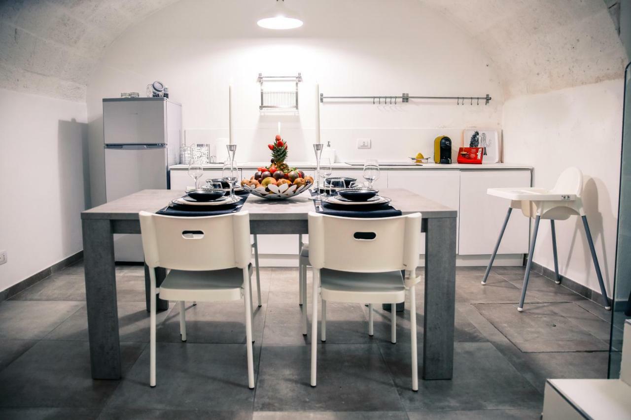 Casa Vacanze Antiche Mura E Poi Monopoli Exteriör bild