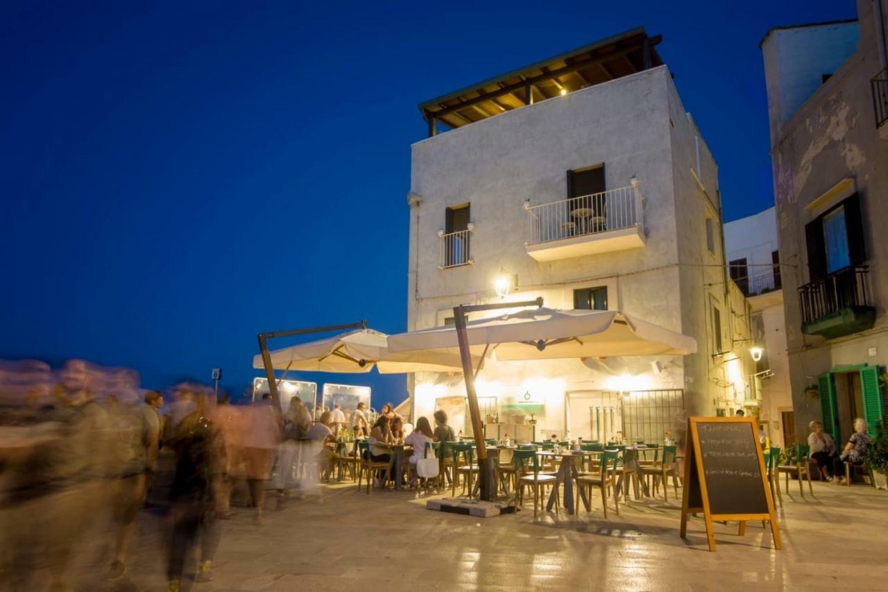 Casa Vacanze Antiche Mura E Poi Monopoli Exteriör bild